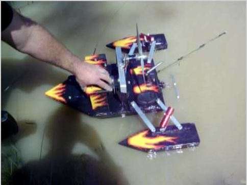 rc fishing boat with reel